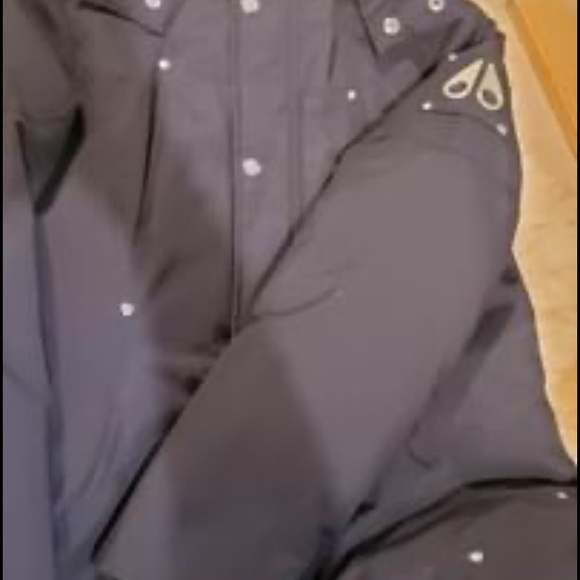 Moose knuckle coat - Picture 2 of 5